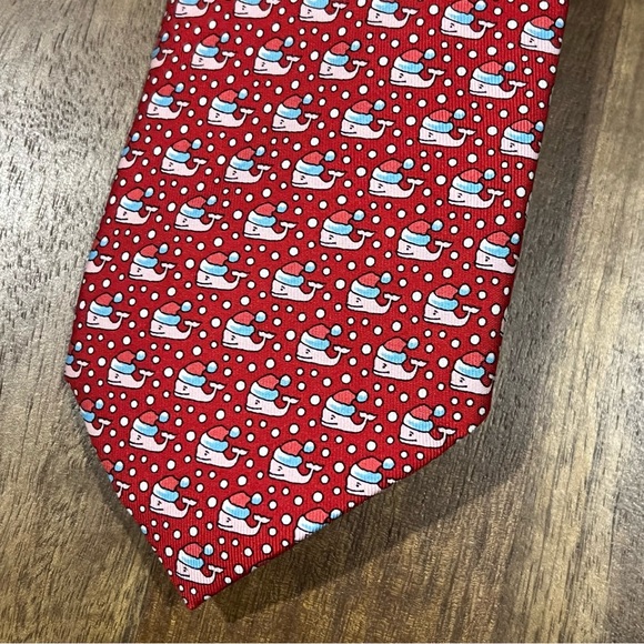 NWT- CHRISTMAS Vineyard Vines Dress Tie - Picture 1 of 3